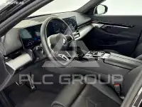2025 BMW 523