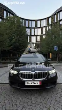 2025 BMW 523