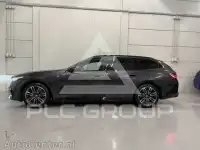 2025 BMW 523