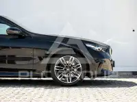 2025 BMW 523