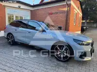 2025 BMW 523