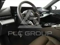 2025 BMW 523