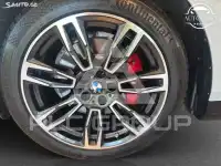 2025 BMW 523