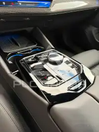 2025 BMW 523