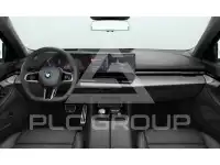 2025 BMW 523