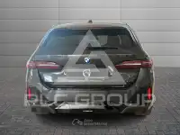 2025 BMW 523