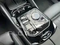2025 BMW 523