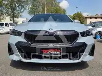 2025 BMW 523