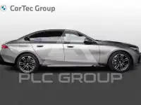 2025 BMW 523