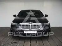 2025 BMW 523