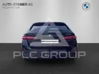 2025 BMW 523