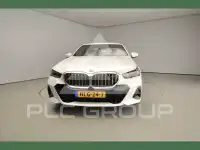2025 BMW 523