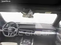 2025 BMW 523