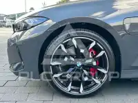 2025 BMW 330