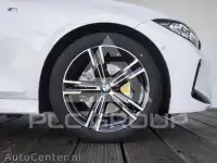 2025 BMW 330
