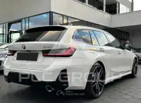 2025 BMW 330