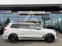 2025 BMW X7