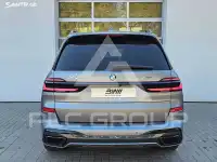 2025 BMW X7