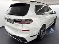 2025 BMW X7