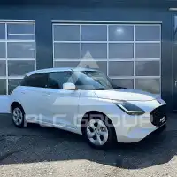2025 Suzuki SWIFT