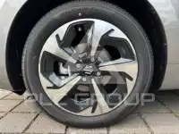 2025 Suzuki SWIFT