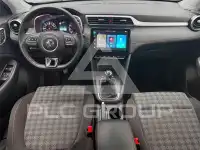 2025 MG ZS