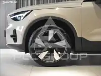 2025 Volvo EX 40
