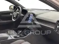 2025 Volvo EX 40