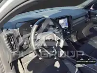 2025 Volvo EX 40