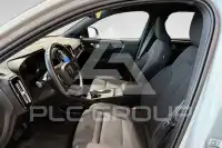 2025 Volvo EX 40