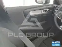 2025 Volvo XC40