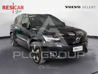 2025 Volvo XC40