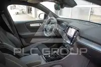 2025 Volvo XC40