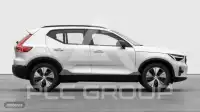2025 Volvo XC40