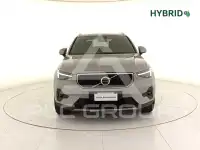 2025 Volvo XC40