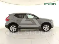 2025 Volvo XC40