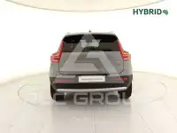 2025 Volvo XC40