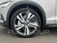 2025 Volvo V60