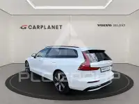 2025 Volvo V60