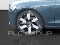 2025 Volvo V60