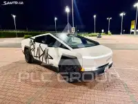 2025 Tesla Cybertruck