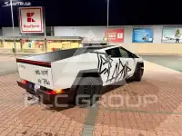 2025 Tesla Cybertruck