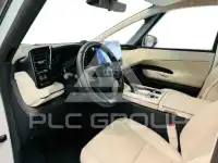 2025 Lexus LM 300