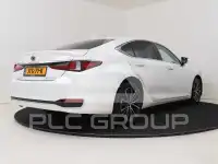 2025 Lexus ES