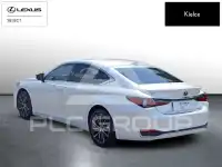 2025 Lexus ES