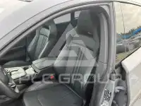2025 Aston Martin DBX