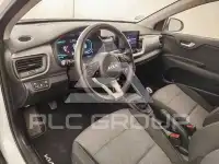 2025 KIA Stonic