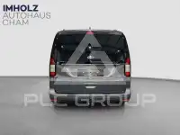 2025 Ford Tourneo
