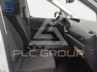 2025 Ford Tourneo