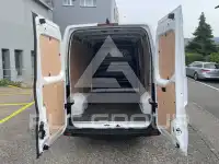 2025 Renault Master